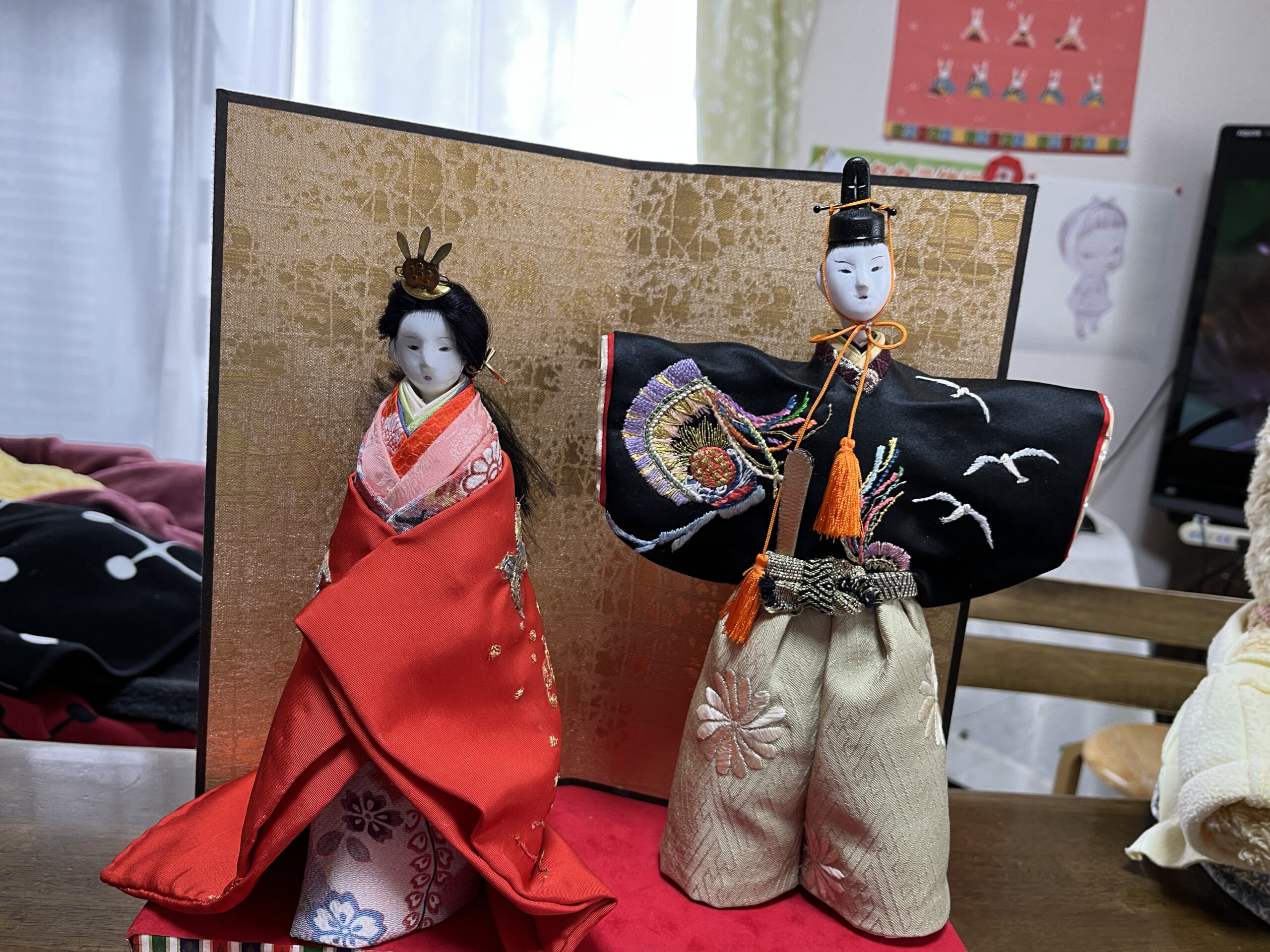 3月に入り、住人様のご家族がお雛様を持ってきてくださいました